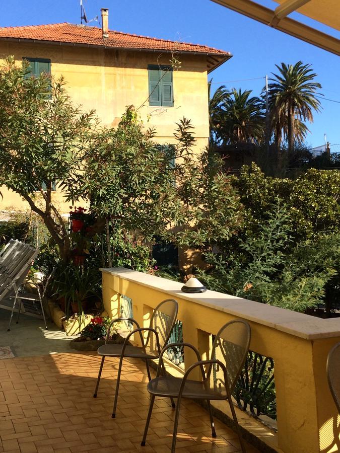 Hotel Azzurro فاراتسي المظهر الخارجي الصورة
