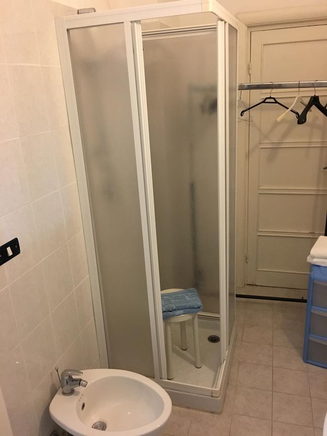 Hotel Azzurro فاراتسي المظهر الخارجي الصورة